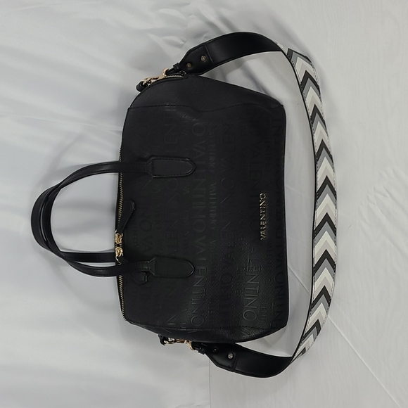 Mario Valentino Handbags - Mario Valentino crossbody bag